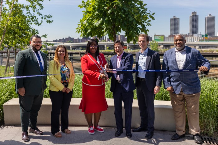 <span class="image-credit">Brookfield administration announces the opening of Bankside Park deisgned by award-winning landscape design firm MPFP. Photo Jakob Dahlin